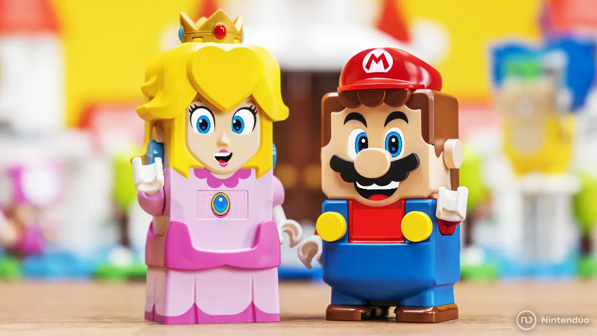 Así juegan juntos LEGO Peach y LEGO Super Mario