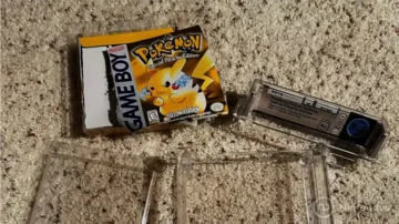 Aduanas destruye una copia de Pokémon Amarillo valorada en miles de euros