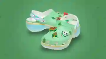 Vas a querer llevar los nuevos Crocs oficiales de Animal Crossing que salen este verano