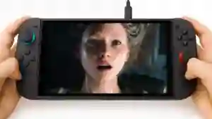 Consola portátil de Nintendo Switch 2 mostrando una escena de Resident Evil Requiem con primer plano de una mujer rubia en pantalla Consola portátil de Nintendo Switch 2 mostrando una escena de Resident Evil Requiem con primer plano de una mujer rubia en pantalla