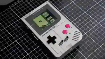Esta LEGO Game Boy permite jugar con cartuchos reales, y no es cosa de magia
