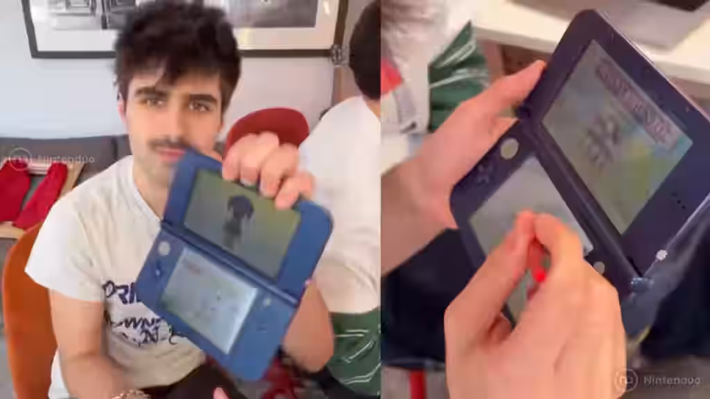 Martin Urrutia jugando con la Nintendo 3DS a Tomodachi Life